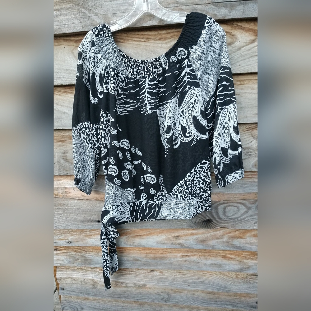 NEW DIRECTIONS Women's 3/4 Sleeve Black & White Floral & Channel Print Top Small